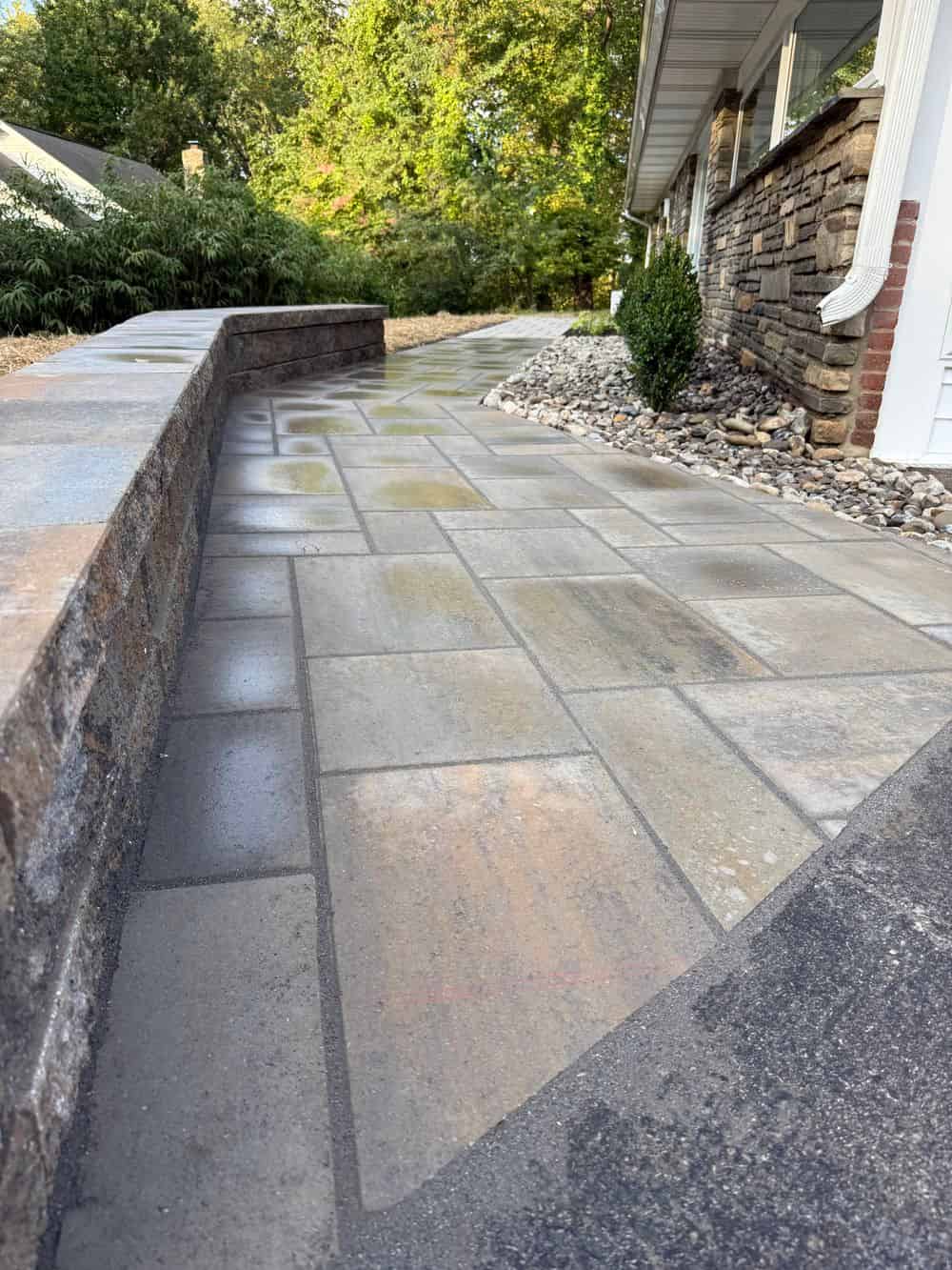 Hardscaping (Patios & Walkways) image